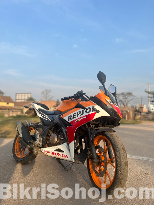 Honda cbr 150